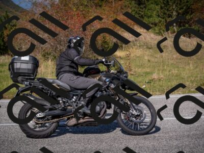 20251012120701-_5009196_am_