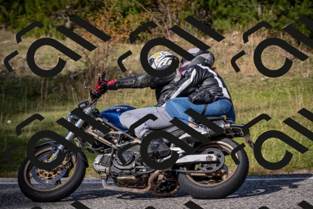 20251012123238-_5009533_am_