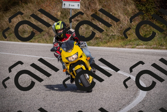 20251012123521-_5009547_am_