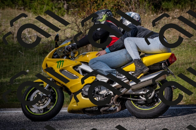 20251012123523-_5009551_am_