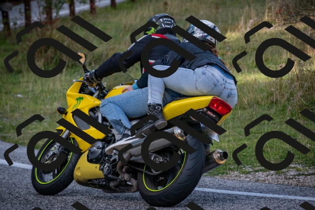 20251012123523-_5009552_am_