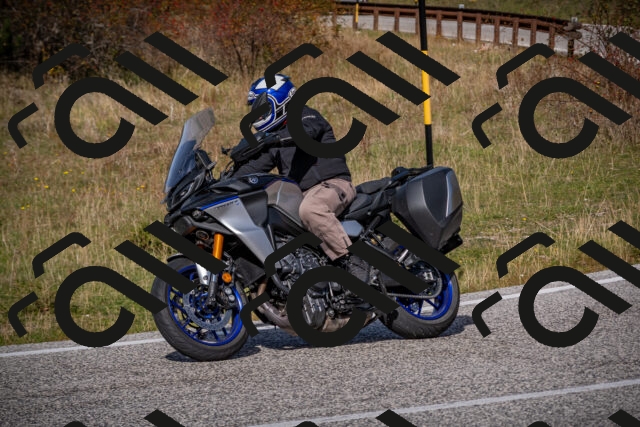 20251012123615-_5009555_am_