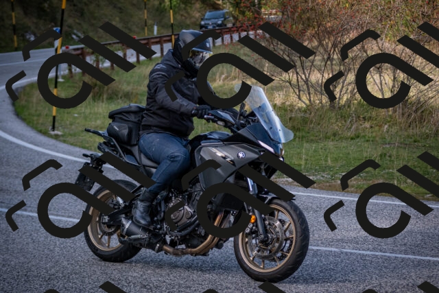 20251012123657-_5009570_am_