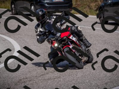 20251012123817-_5009586_am_