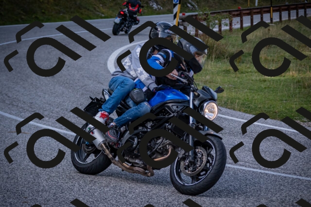 20251012123905-_5009604_am_