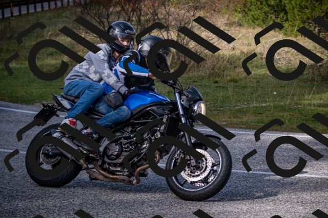 20251012123905-_5009605_am_