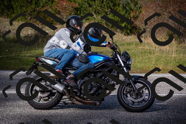 20251012123906-_5009606_am_