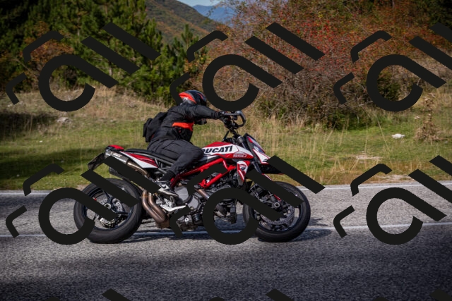 20251012123917-_5009618_am_