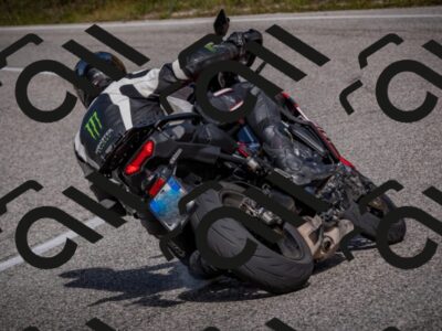 20251012123920-_5009623_am_