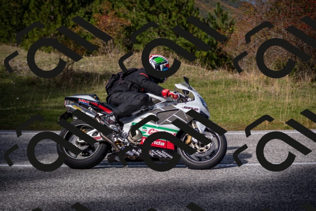 20251012123922-_5009627_am_