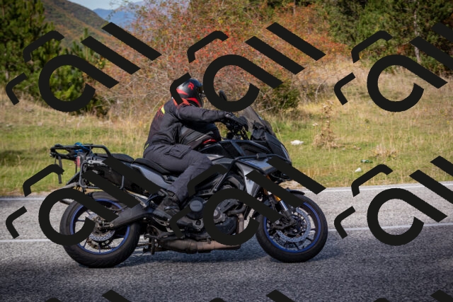 20251012123932-_5009632_am_