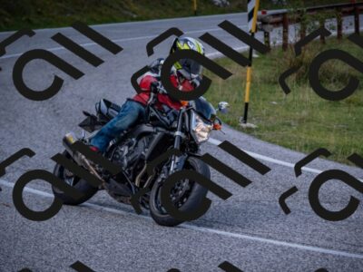 20251012124003-_5009650_am_