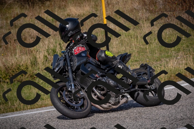 20251012124346-_5009690_am_