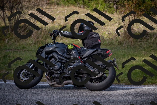 20251012124346-_5009692_am_