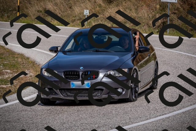 20251012124414-_5009694_am_