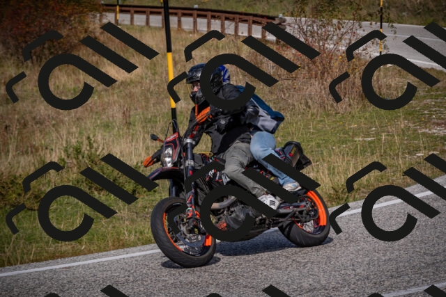 20251012124650-_5009731_am_