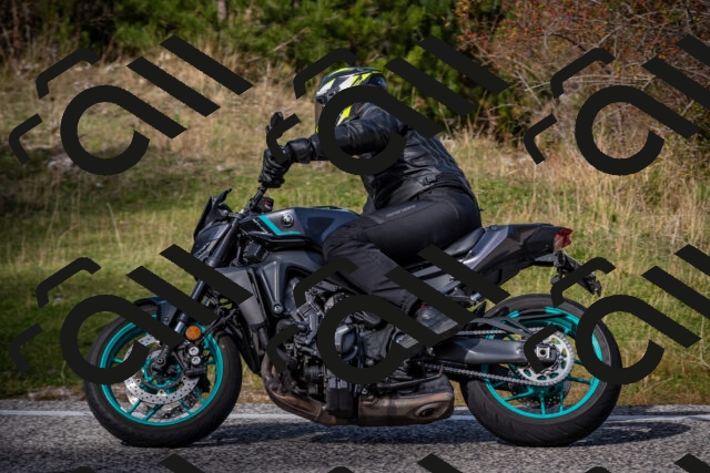 20251012124657-_5009736_am_