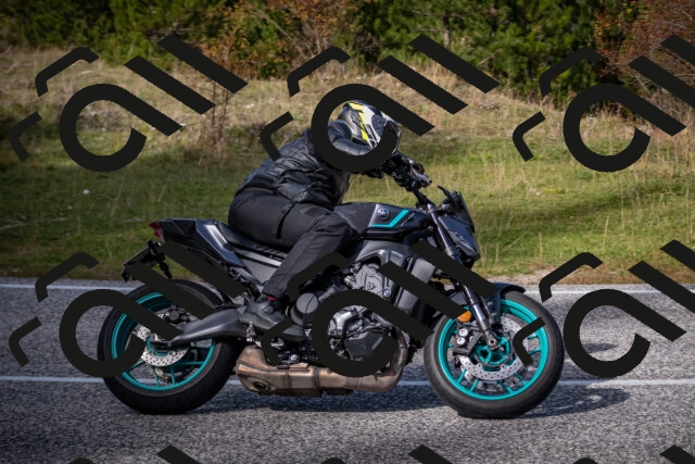 20251012124814-_5009742_am_