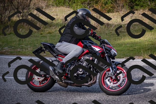 20251012124834-_5009757_am_