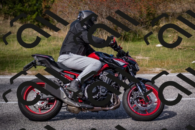 20251012124834-_5009758_am_