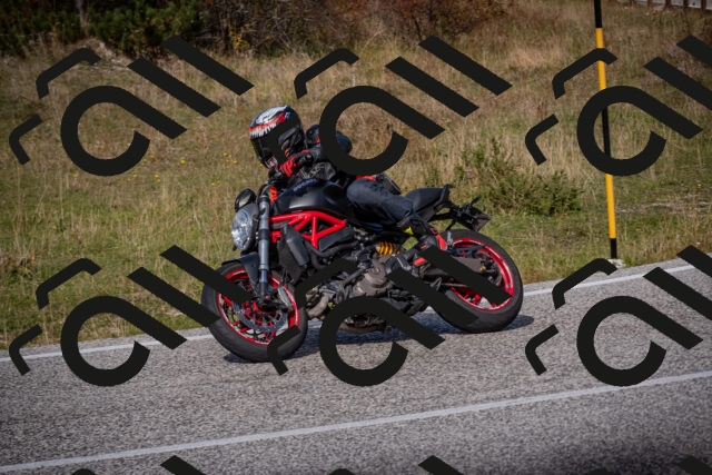 20251012124845-_5009767_am_