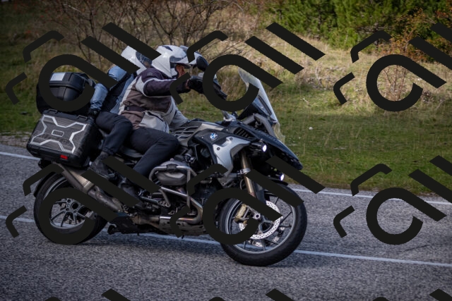 20251012125052-_5009778_am_