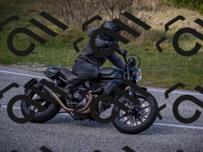 20251012125057-_5009785_am_