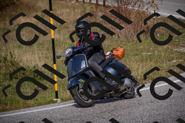 20251012125244-_5009811_am_