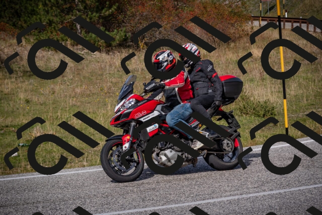 20251012125810-_5009853_am_