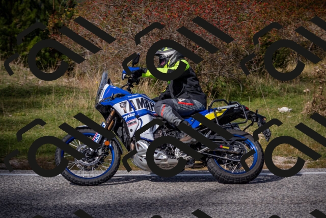 20251012125948-_5009875_am_