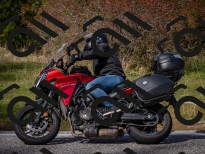 20251012125951-_5009879_am_