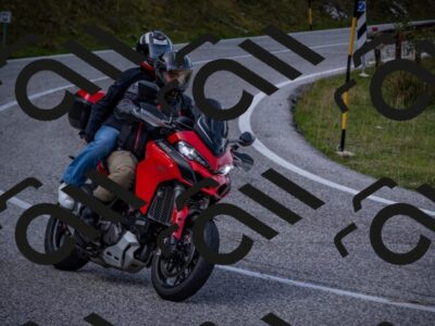 20251012130040-_5009882_am_