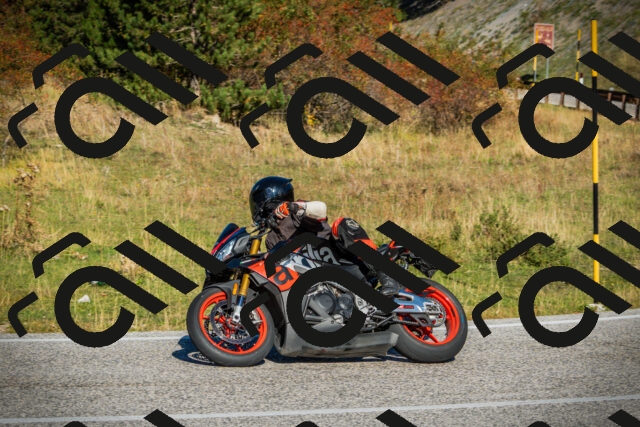 202510111105-DSC02046_c1_