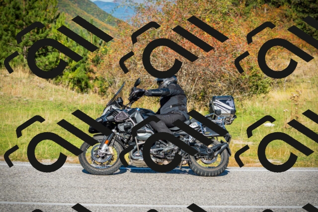 202510111106-DSC02063_c1_