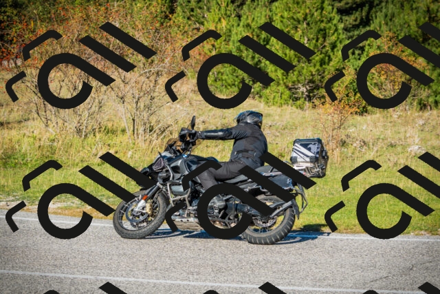 202510111106-DSC02064_c1_