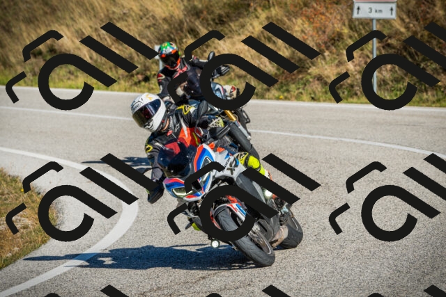 202510111110-DSC02087_c1_