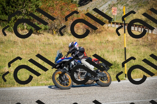 202510111110-DSC02093_c1_