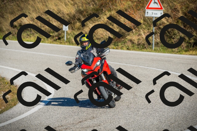 202510111112-DSC02097_c1_