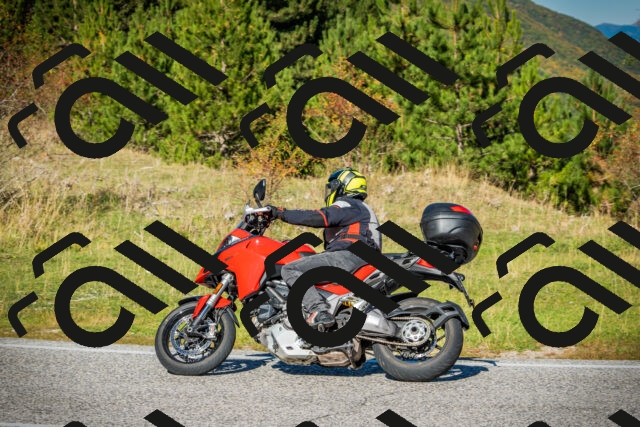 202510111112-DSC02100_c1_