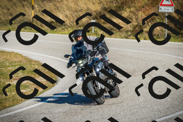 202510111112-DSC02102_c1_