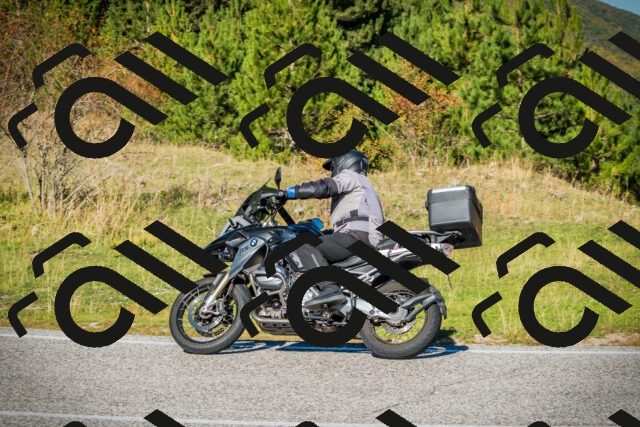 202510111112-DSC02104_c1_