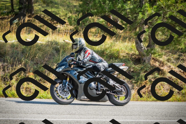 202510121154-DSC04010_c1_