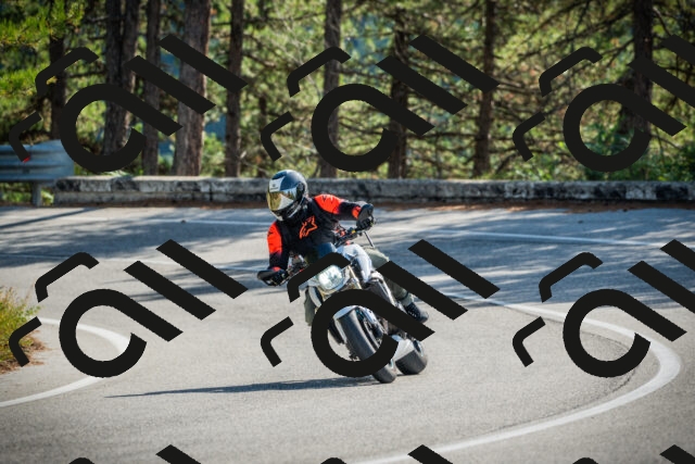 202510121154-DSC04020_c1_