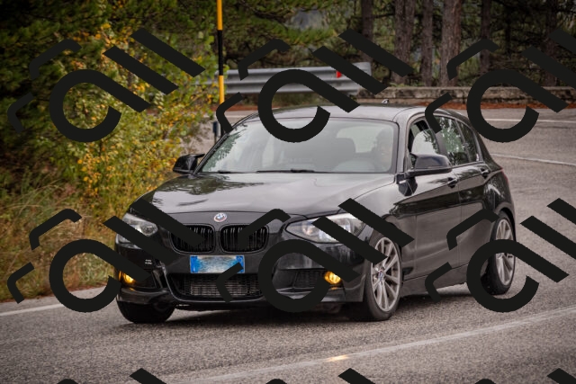 20251018112044-_5009916_am_