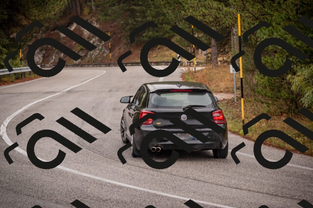 20251018112046-_5009922_am_