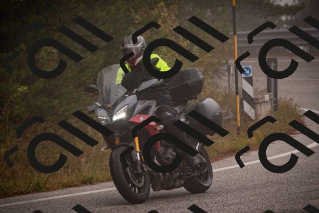 20251018113023-_5009934_am_