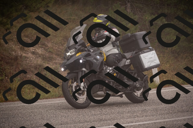 20251018113025-_5009939_am_