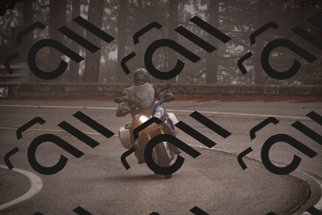 20251018113036-_5009943_am_