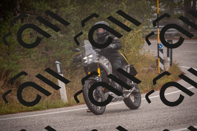 20251018113907-_5009967_am_