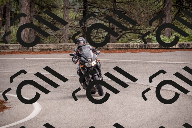 20251018115322-_5000001_am_